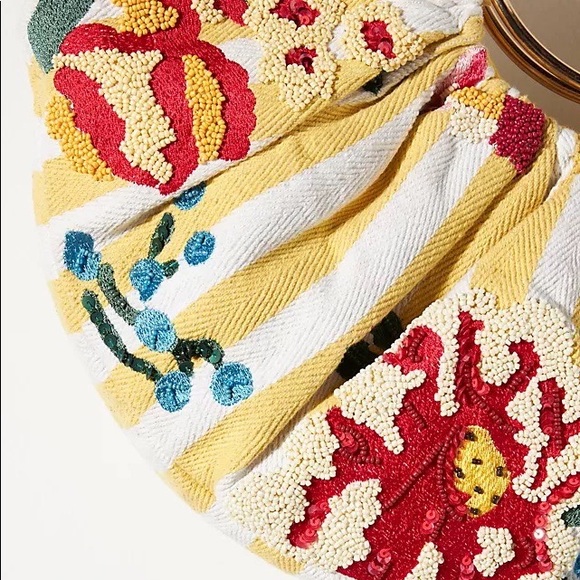 Half Moon Beaded Satchel Bag - Picture 6 of 7